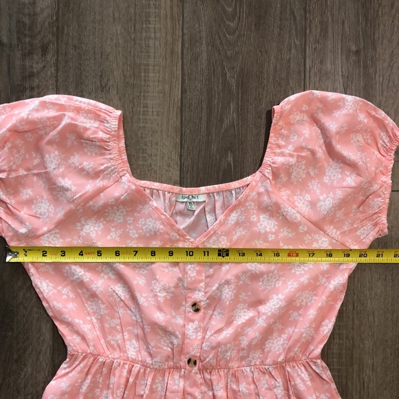 NWOT! - SPEED LIMIT Faux Botton Front Tiered Mini Dress - Made in India - Picture 8 of 9